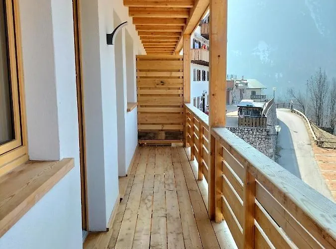 Laura Apartman *